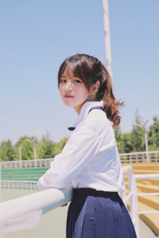 宝宝下面都拉丝了H